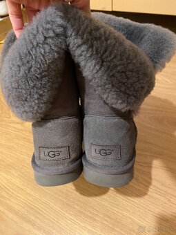 UGG Bailey button II veľkosť 39 25cm - 12