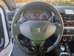 Peugeot 301 1.6 hdi - 12