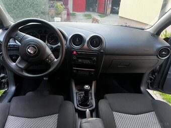 Predám seat ibiza - 12