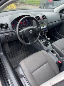 VOLKSWAGEN GOLF 5 benzin 105 tis km 2007 - 12