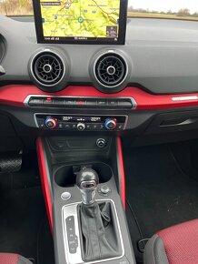 Predám Audi Q2 1.4 TFSI COD S tronic Sport - 12