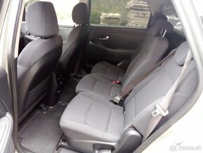 Kia Carens 1,7 CRDI - 12