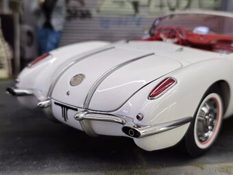 Chevrolet Corvette 1959 1:18 Autoart - 12