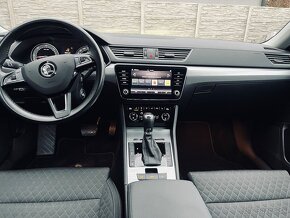 Škoda Superb Combi 2.0tdi DSG 4x4 LIVE - 12