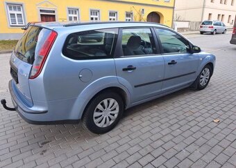 Ford Focus 1,6 TDCI Trend nafta manuál 80 kw - 12