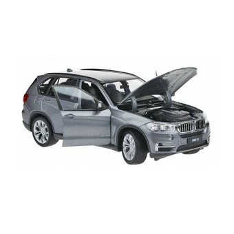 Predám tento Kovový model. BMW X5 strieborná farba v mierke - 12