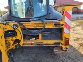 JCB 4CX 4X4 - 12