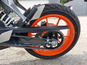 2015 KTM 200 DUKE ABS - 12