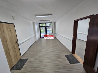 (44,10 m2) MODERNÉ KANCELÁRSKE PRIESTORY - 12