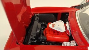 1:18 CHEVROLET CORVETTE - 12