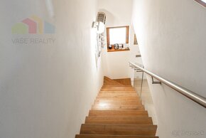 Na predaj krásny 3-izbový rodinný dom, 249 m², Vajnory - 12