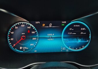 Mercedes-Benz GLC  300d 4Matic A/T virtual cocpit - 12