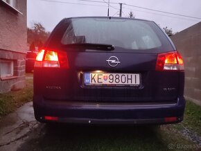 Opel Vectra combi  1,9TDI 88kw 2006 295000km - 12