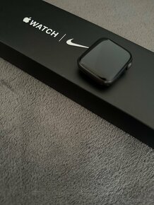 Apple Watch 6 Nike 32gb - 12