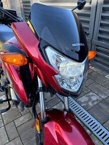 Honda cbf125 A1 - 12