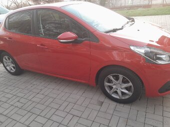 Predam peugeot 208. 1.2 l 41000km - 12