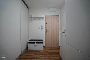 NOVÁ PONUKA   1 a pol izbový byt + 2x balkón - 44m² Dubnica  - 12