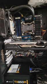 Ponúkam na predaj počítac s Intel Core i7-3960X Extreme - 12