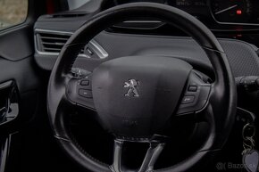 Peugeot 208 1.2 Pure Tech Style - 12