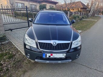 Skoda Octavia Scout 2.0TDI 4x4 - 12