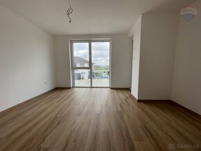 NA PREDAJ: 4 IZBOVÝ DOM NA KLÚČ, POZEMOK 152m2, DUNAJSKÁ STR - 12