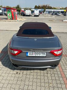 Predám Maserati Grancabrio - 12