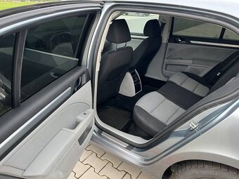 Škoda Superb II 2.0 TDi 103kW 6-rychl. TZ - 12