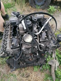 Motor 4.2tdi 240kw - 12