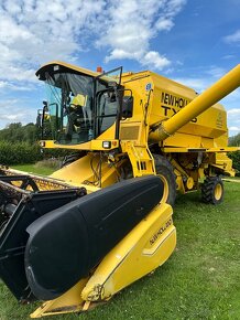 New Holland TX 66 - 2003 - 12