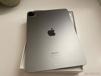 iPad Pro 11" 128 GB M2 Space Grey 2022 - 12