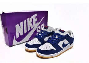 Nike SB Dunk Low Los Angeles Dodgers - 12