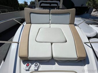 BAYLINER Ciera 8 + MERCRUISER 6.2l V8 MPI 350ps DTS BRAVO II - 12