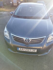 Toyota Avensis - 12