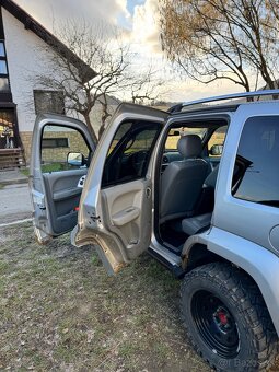 JEEP Cherokee ,Limited 2,8 CRD - 12