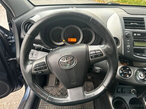 Toyota RAV4 2.2 D-4D - 12