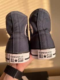 CONVERSE - ako nove 43 / 9.5 - 12