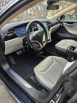 Tesla model S P85D 772 PS - 12