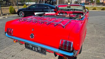 vyzerať krásne Ford Mustang 1966 cabriolet - 12