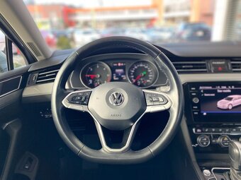 Volkswagen Passat Variant 2.0 TDi 140kW Bussines - 12