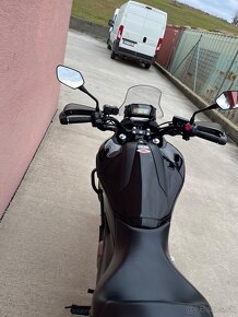 Honda NC700X rok 2012, 49000km, 35KW  1 rok záruka, - 12