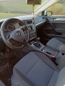 VW GOLF 7 ročník 2017 - 12