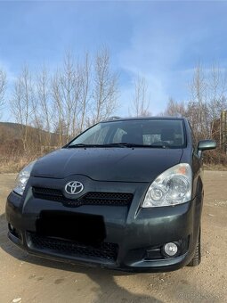 Toyota Corola Verso - 12