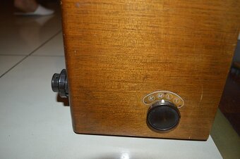 predam starozitne radio SIEMEN - 12