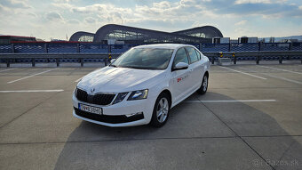 Škoda OCTAVIA, AA Sedan 1.6 TDI, M1 osobný automobil - 12