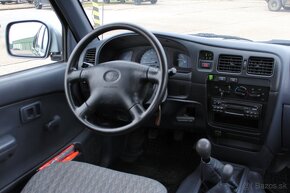 Toyota Hilux 2.5 D-4D Double Cab 4x4 - 12