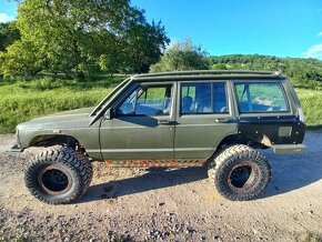 Jeep Cherokee XJ 4.0 - 12