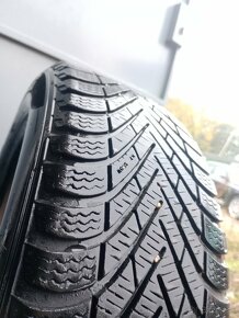 zimné pneumatiky 185/55r15 - 2ks Pirelli. - 12