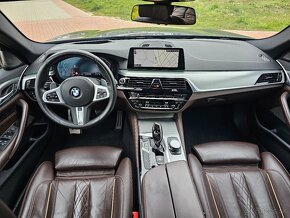 BMW 530 xDrive M-PACKET 2019 - 12