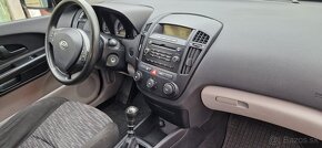 Predam Kia Ceed 1.4 benzin 77 kw rok 2007 - 12