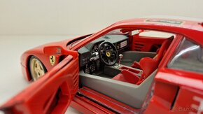 1:18 FERRARI F40 No. 1 - 12